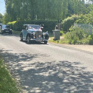 76A99372 94F1 40F7 9721 503C2BAD1B93